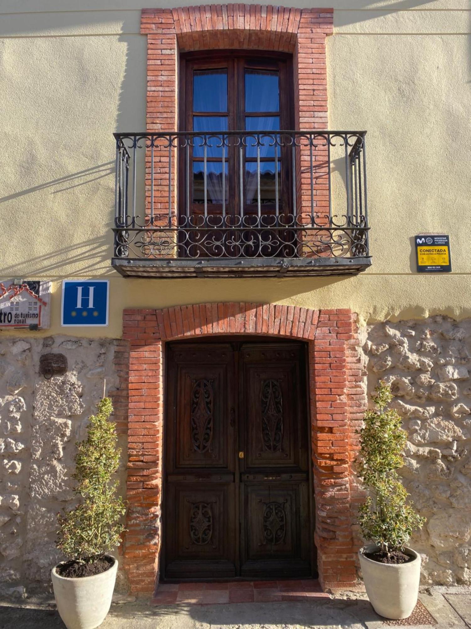 Hotel Restaurante Agapio De Tresnino Quintanilla de Onésimo Kültér fotó