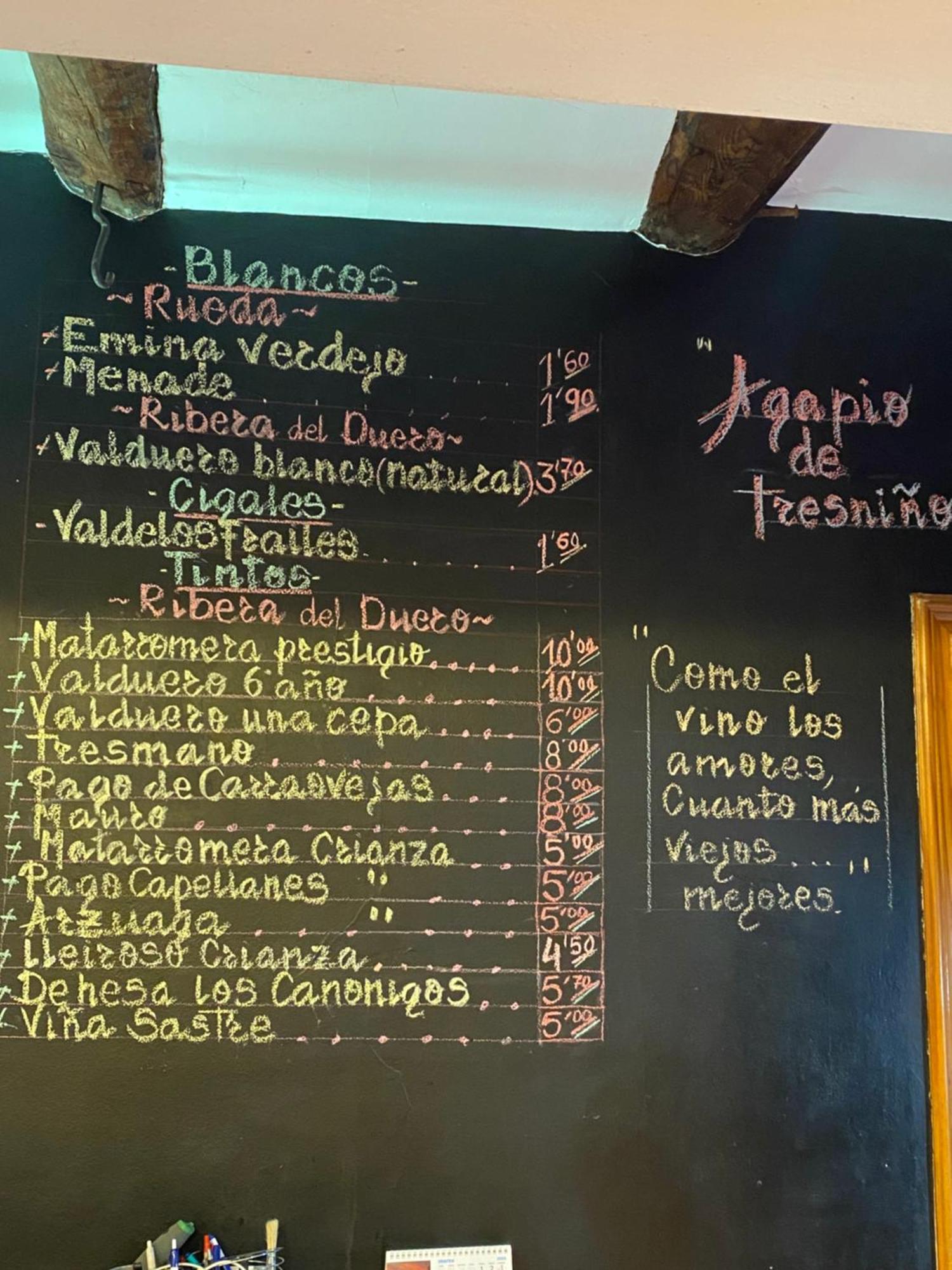 Hotel Restaurante Agapio De Tresnino Quintanilla de Onésimo Kültér fotó