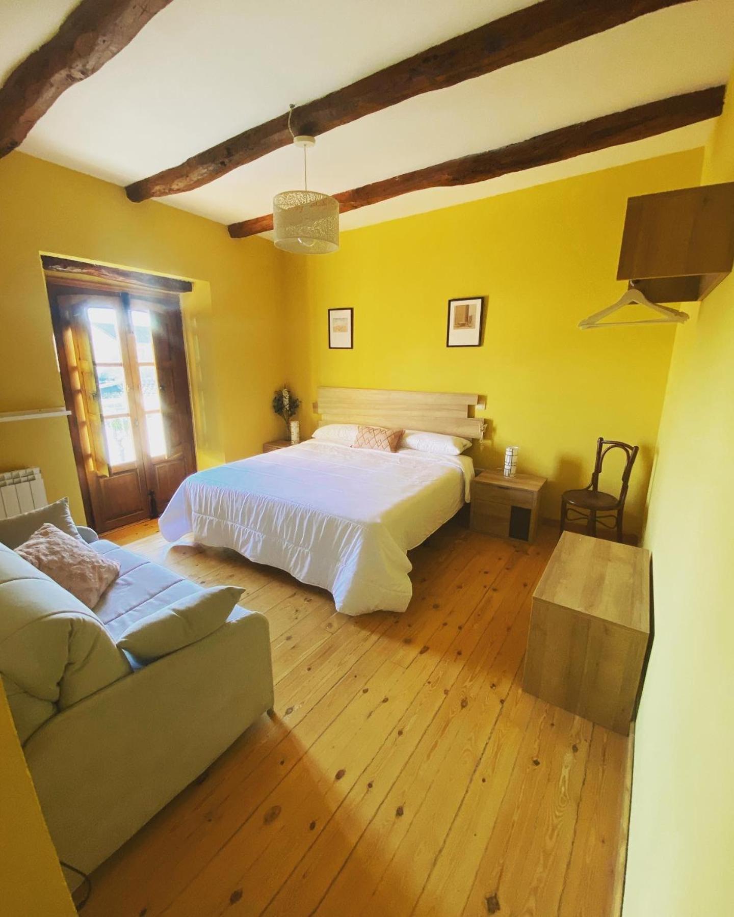 Hotel Restaurante Agapio De Tresnino Quintanilla de Onésimo Kültér fotó