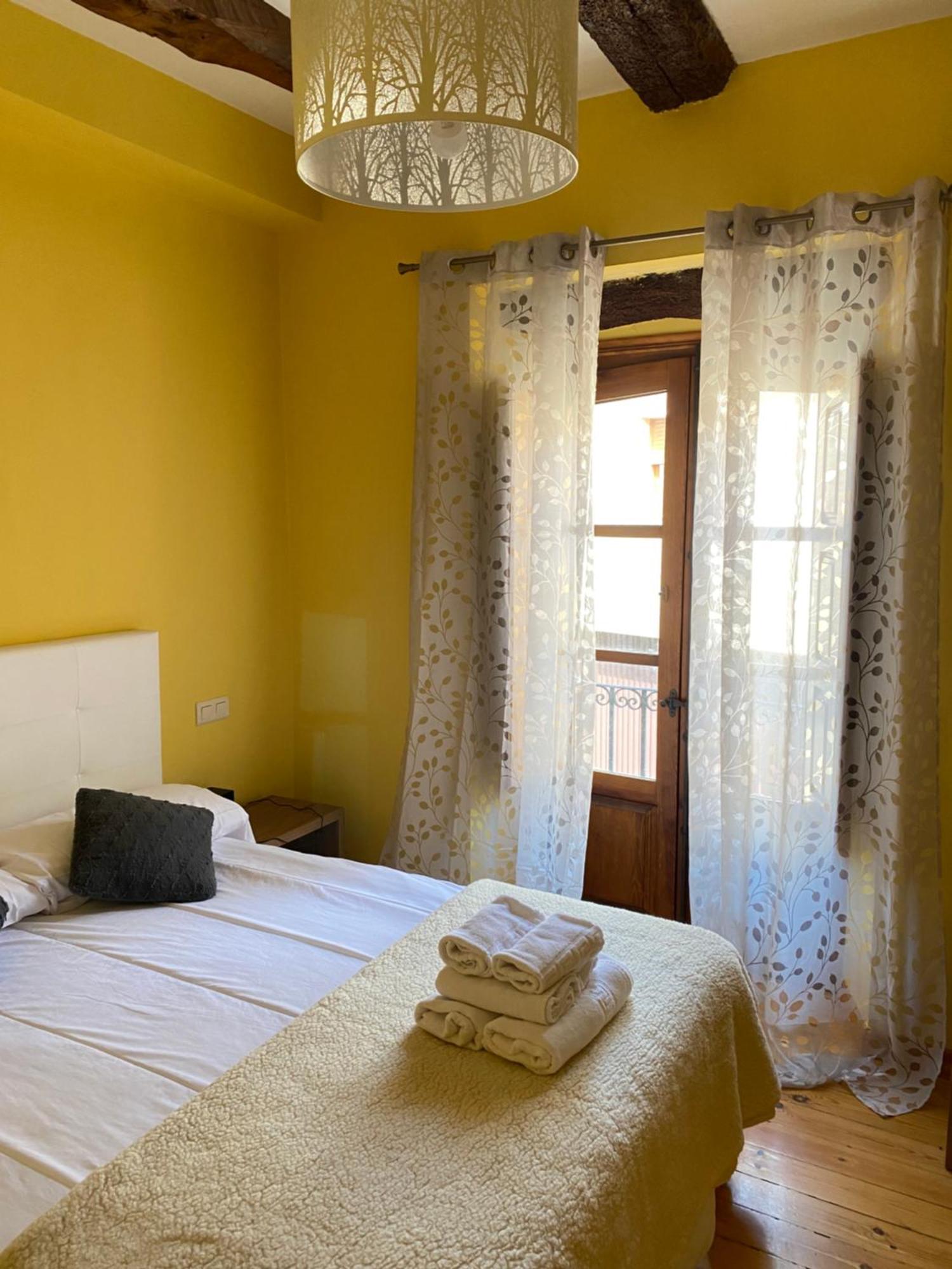 Hotel Restaurante Agapio De Tresnino Quintanilla de Onésimo Kültér fotó