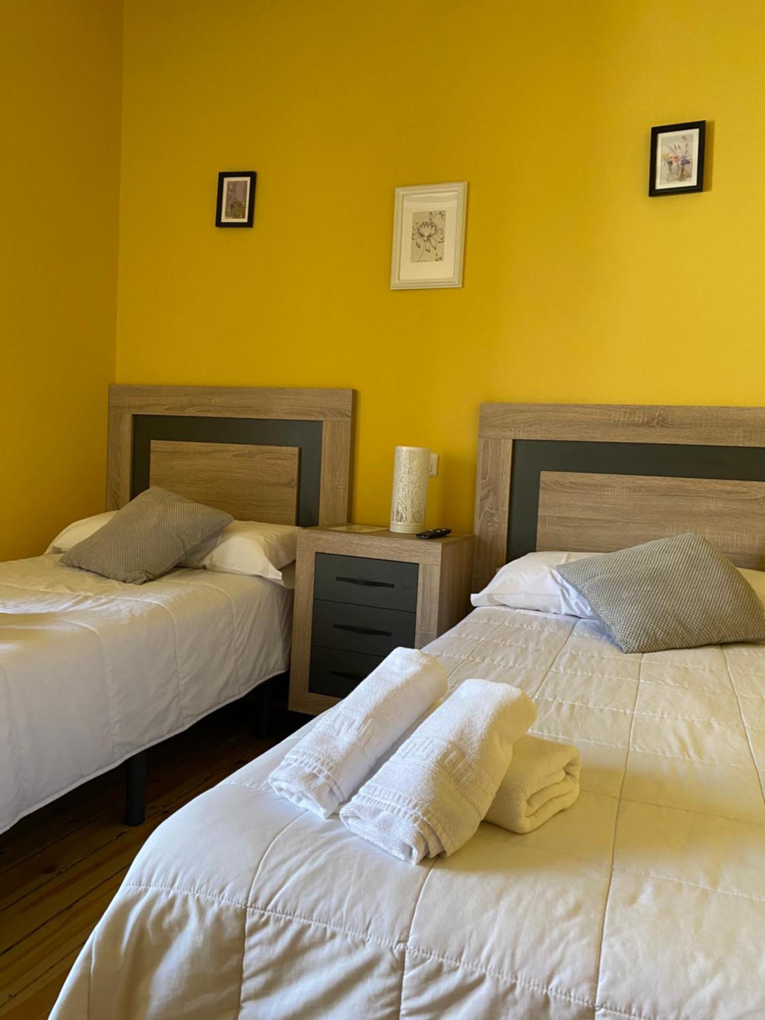 Hotel Restaurante Agapio De Tresnino Quintanilla de Onésimo Kültér fotó