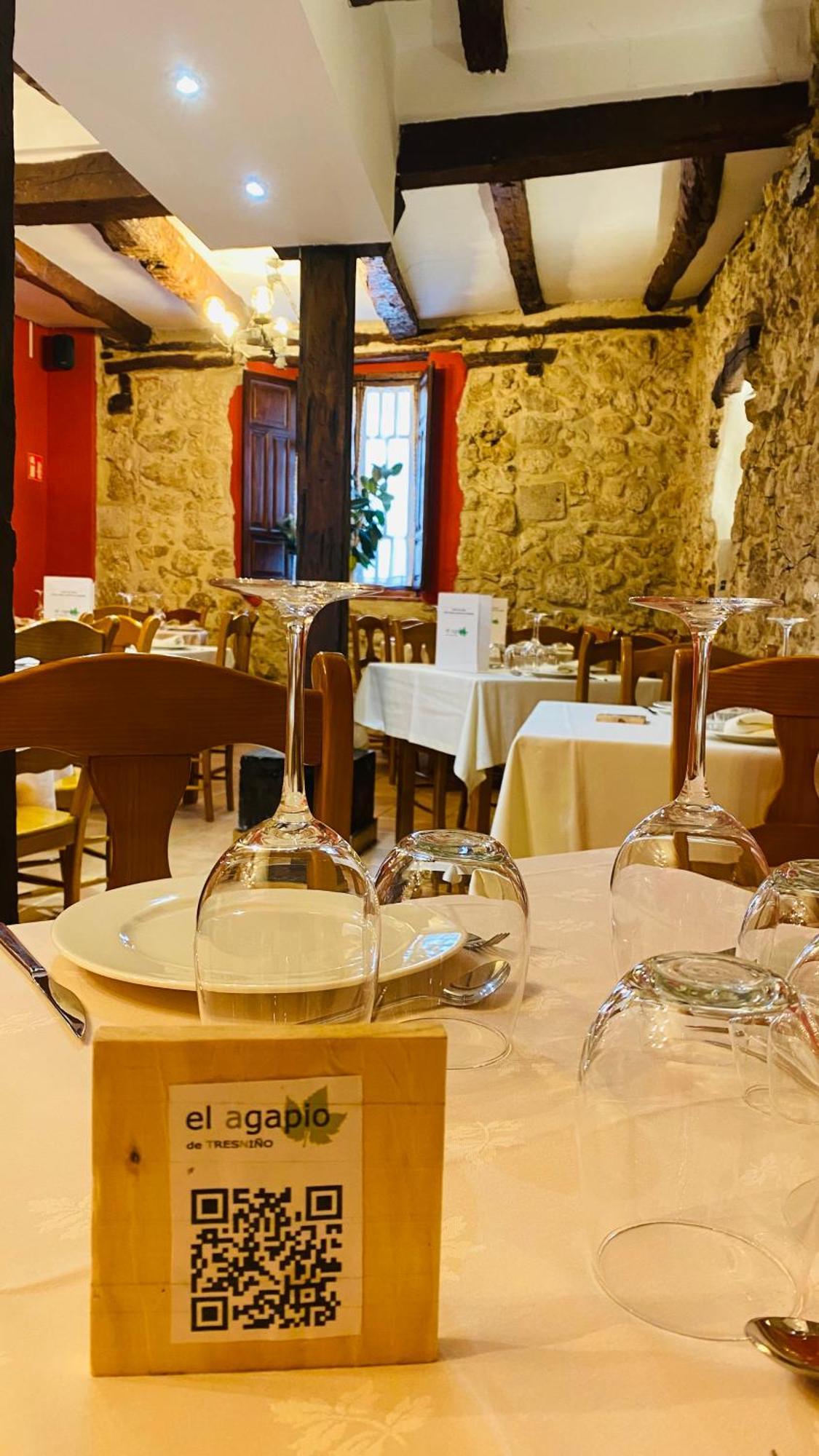 Hotel Restaurante Agapio De Tresnino Quintanilla de Onésimo Kültér fotó